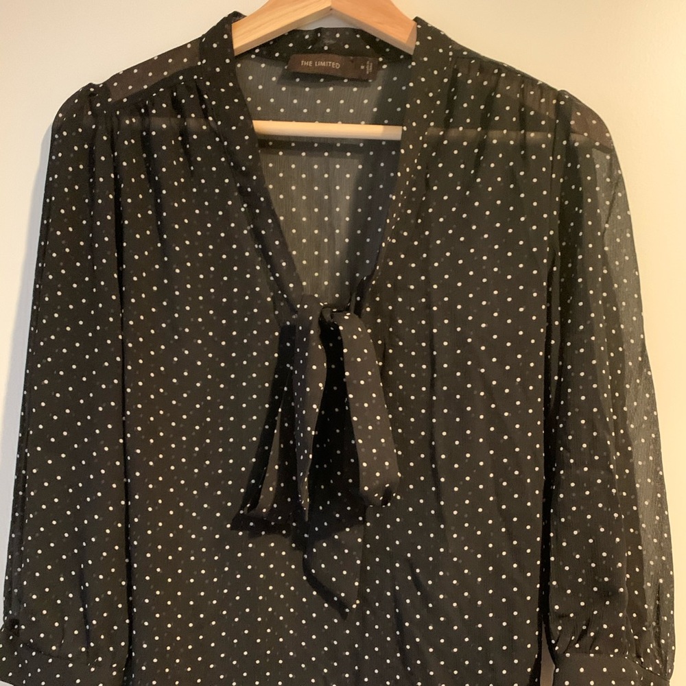 Limited blouse